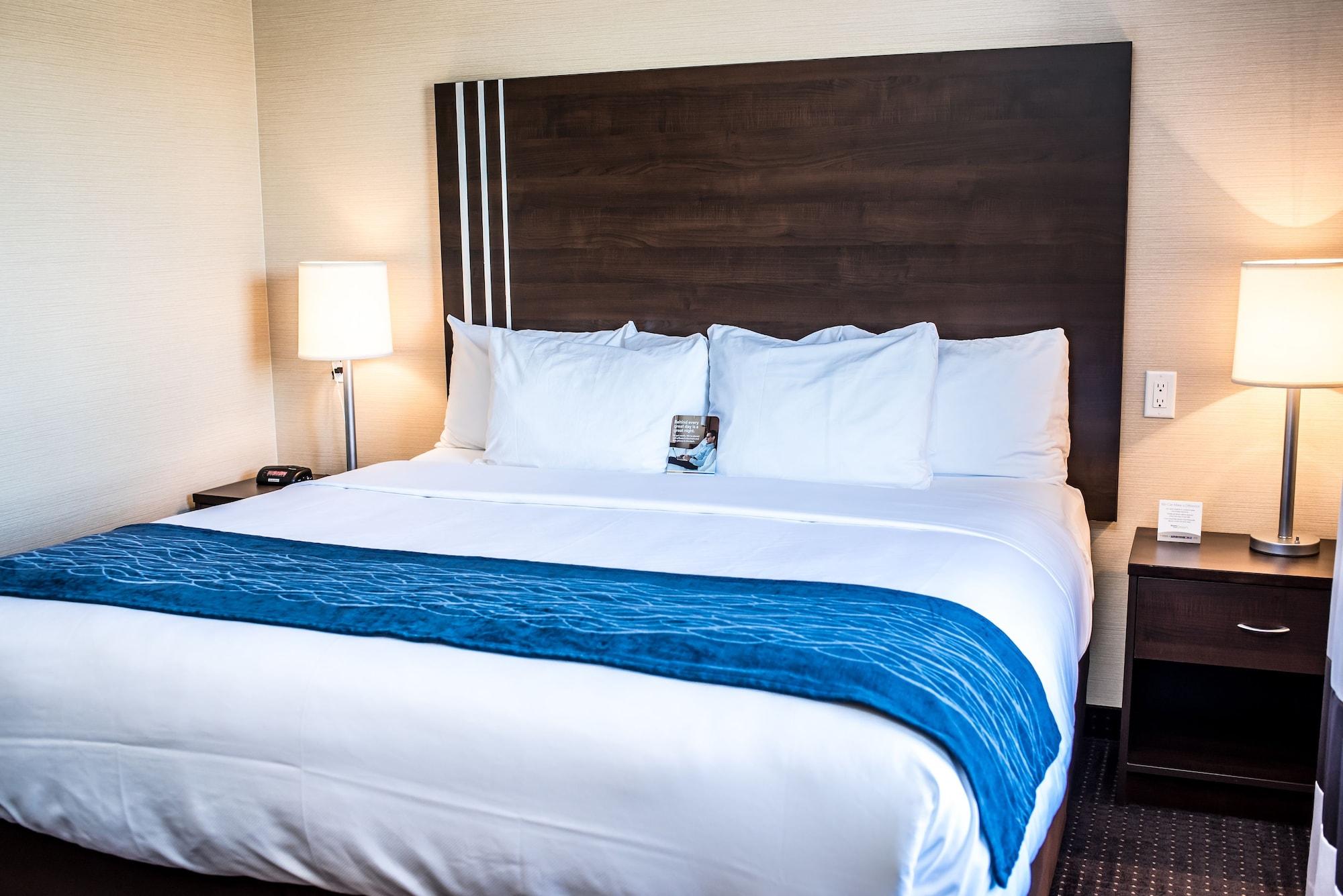 Comfort Inn & Suites Fox Creek Eksteriør billede
