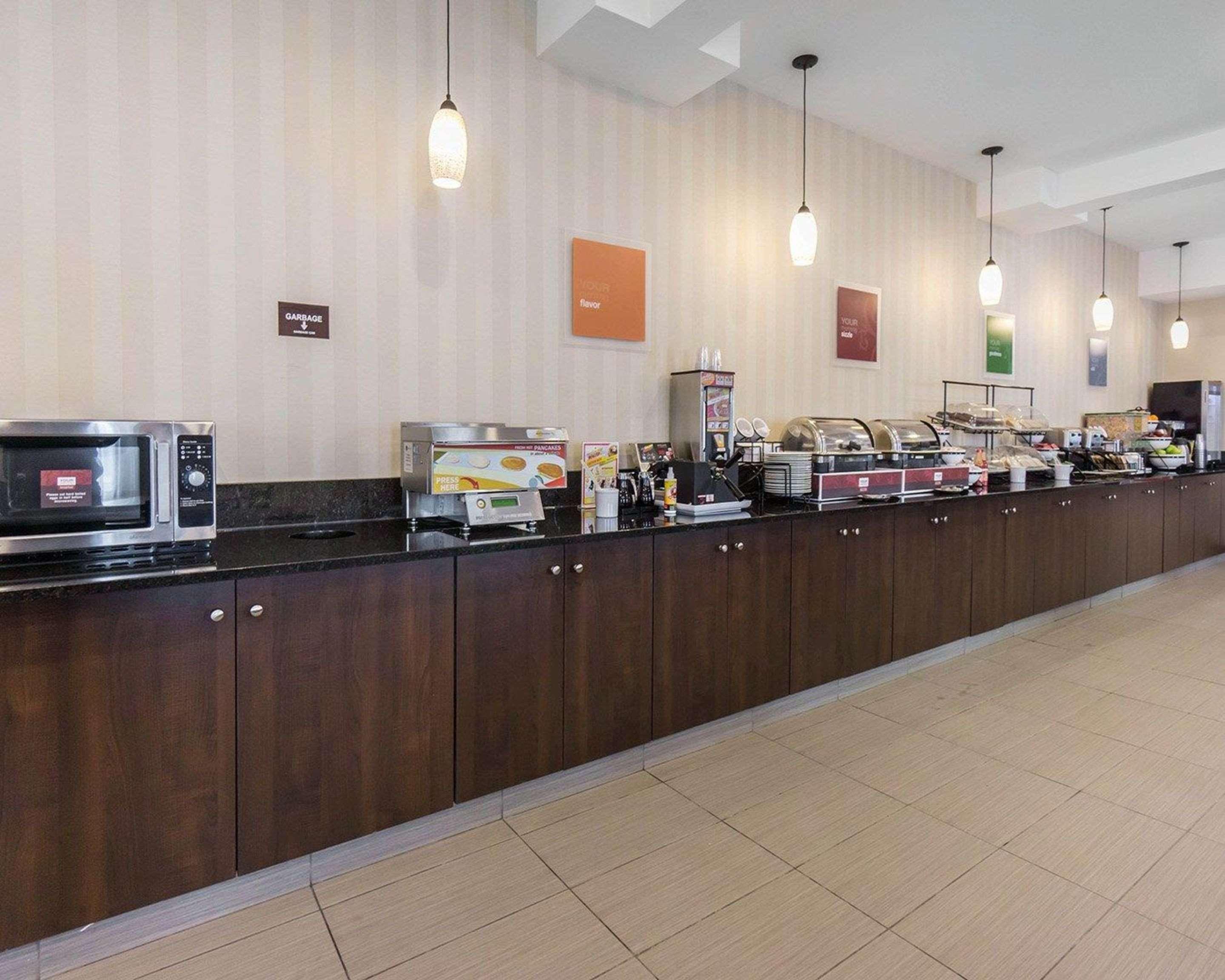 Comfort Inn & Suites Fox Creek Eksteriør billede