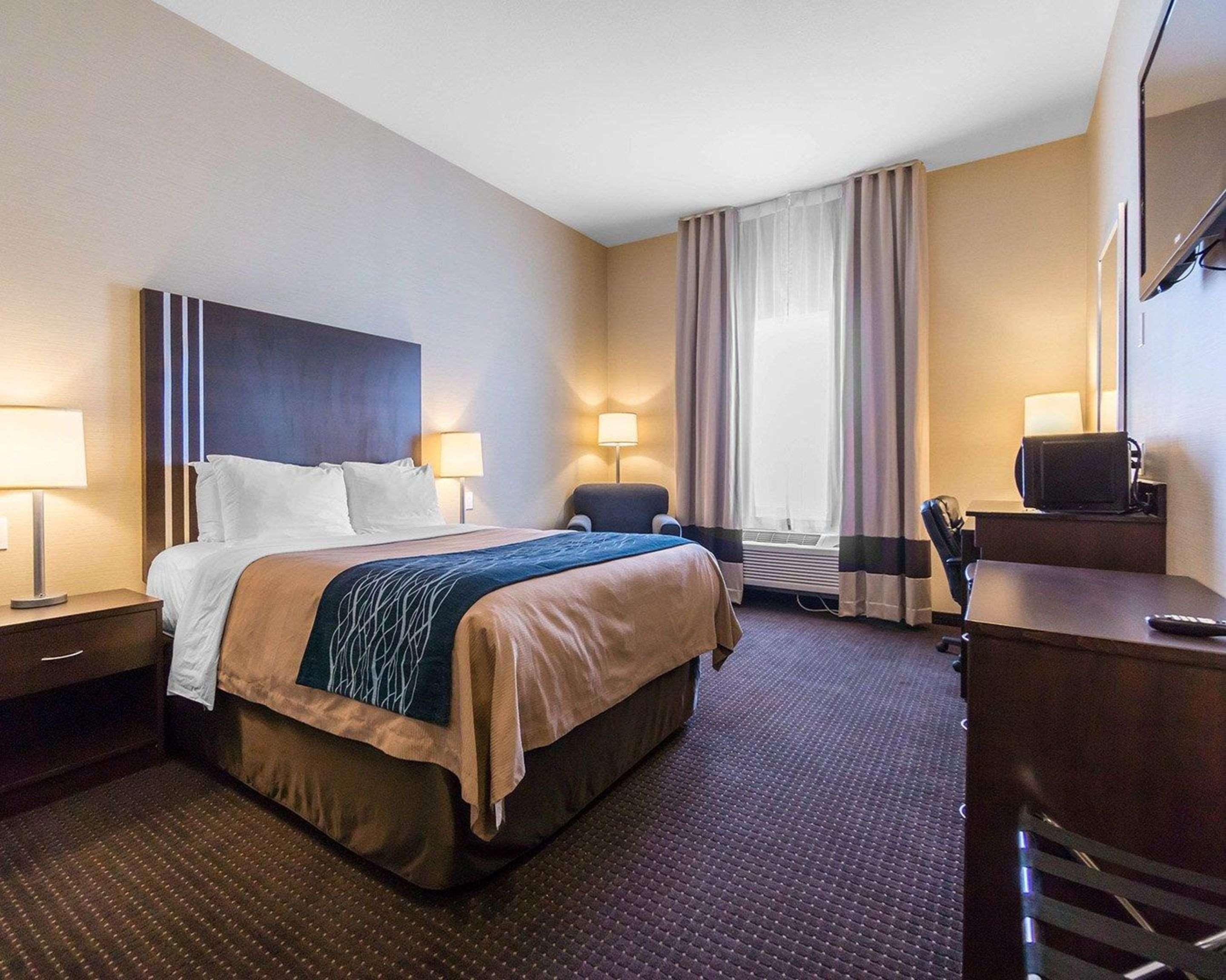 Comfort Inn & Suites Fox Creek Eksteriør billede