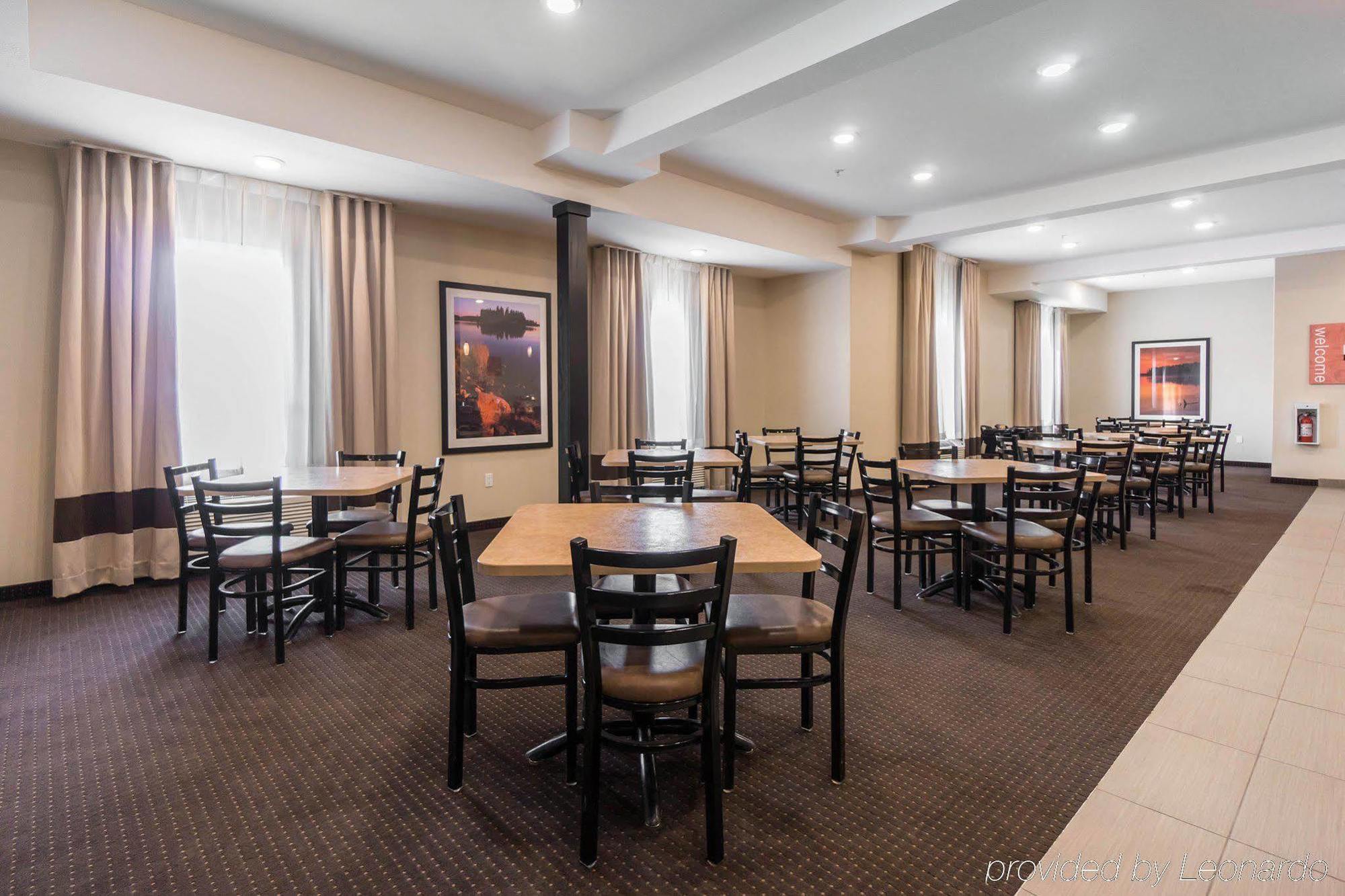 Comfort Inn & Suites Fox Creek Eksteriør billede